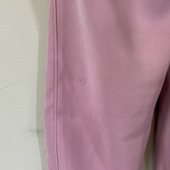 Lululemon On The Fly Jogger Wrinkle Free Pockets Mid Rise Drawstring Sz 4 - Picture 8 of 11